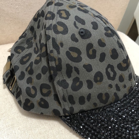 NWT women’s hat - Picture 2 of 10